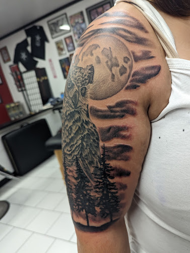 Homeward Bound Tattoo tattoo shop in West Bend, Wisconsin