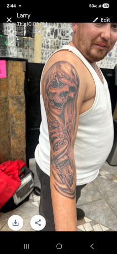 Keith's Tattoo & Body Piercing tattoo shop in Westbury, New York