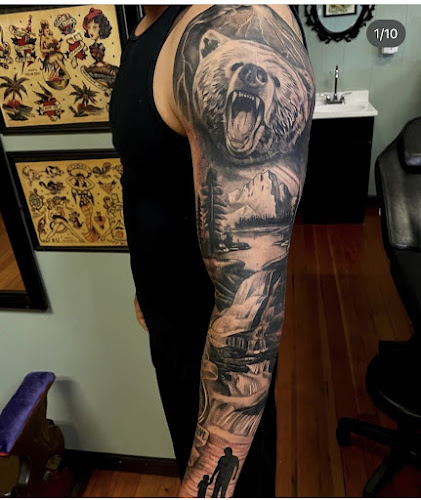 Rose And Dagger Tattoo tattoo shop in Westfield, Massachusetts