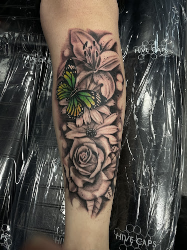 Skin Sinn tattoos tattoo shop in Westland, Michigan