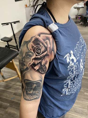 Inkside tattoo tattoo shop in Whittier, California