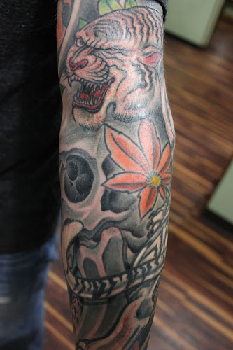 Dead Serious Tattoos tattoo shop in Willow Springs, Illinois