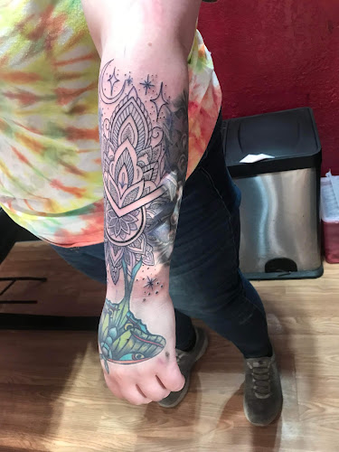 Spillen Ink tattoo shop in Windsor, Missouri