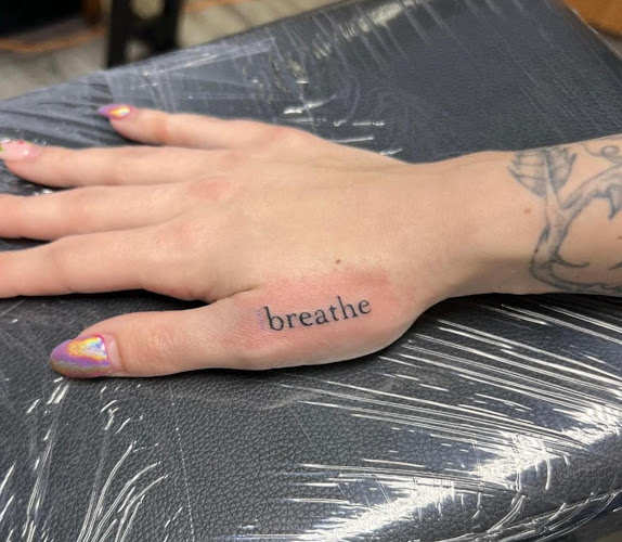 Str8 Line Tattoo tattoo shop in Winona, Minnesota