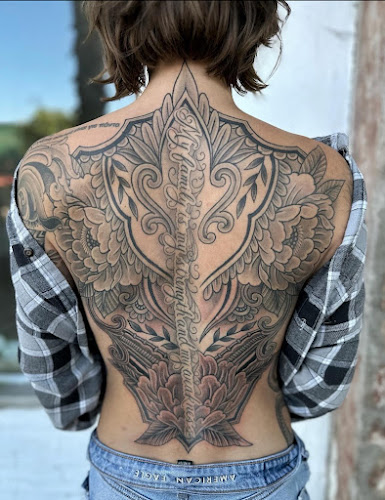 Rare Hearts Tattoo Club tattoo shop in Woodland Hills, California